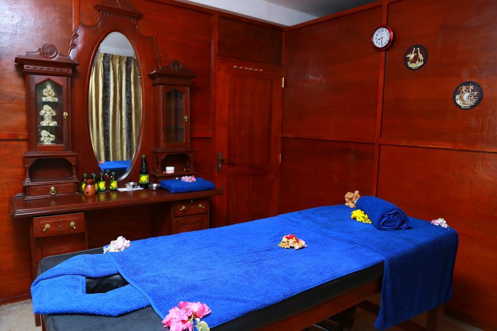 Lake Lodge Boutique Hotel 담불라 외부 사진